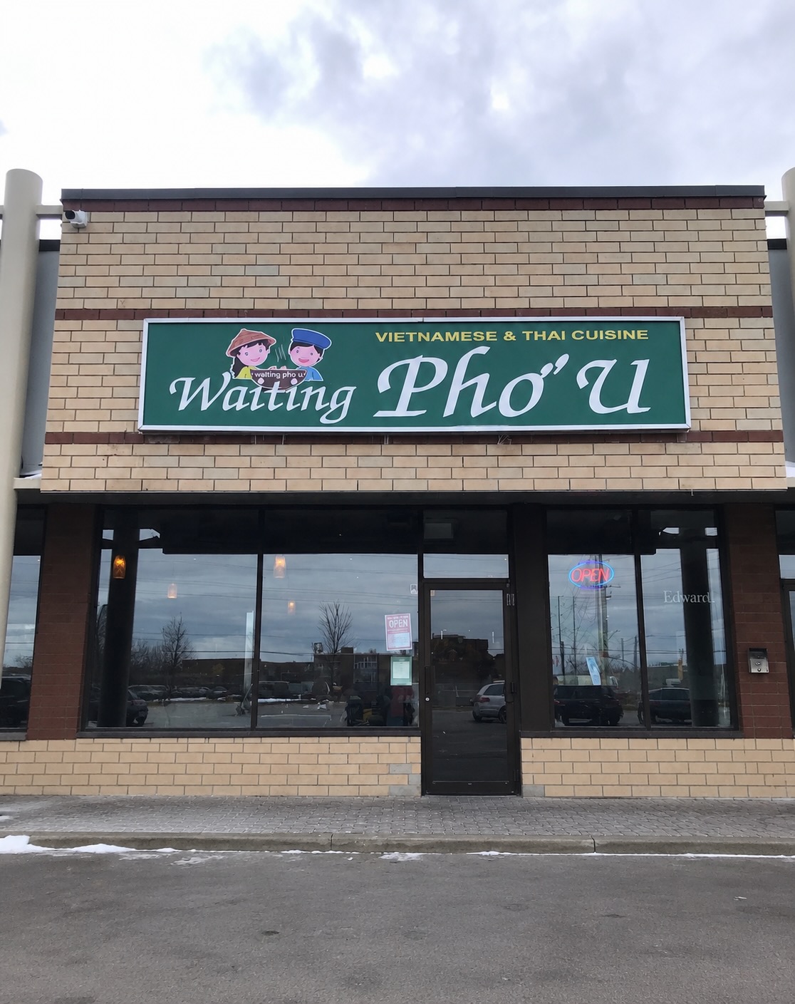 Front entrance of Waiting Phở U in Barrie